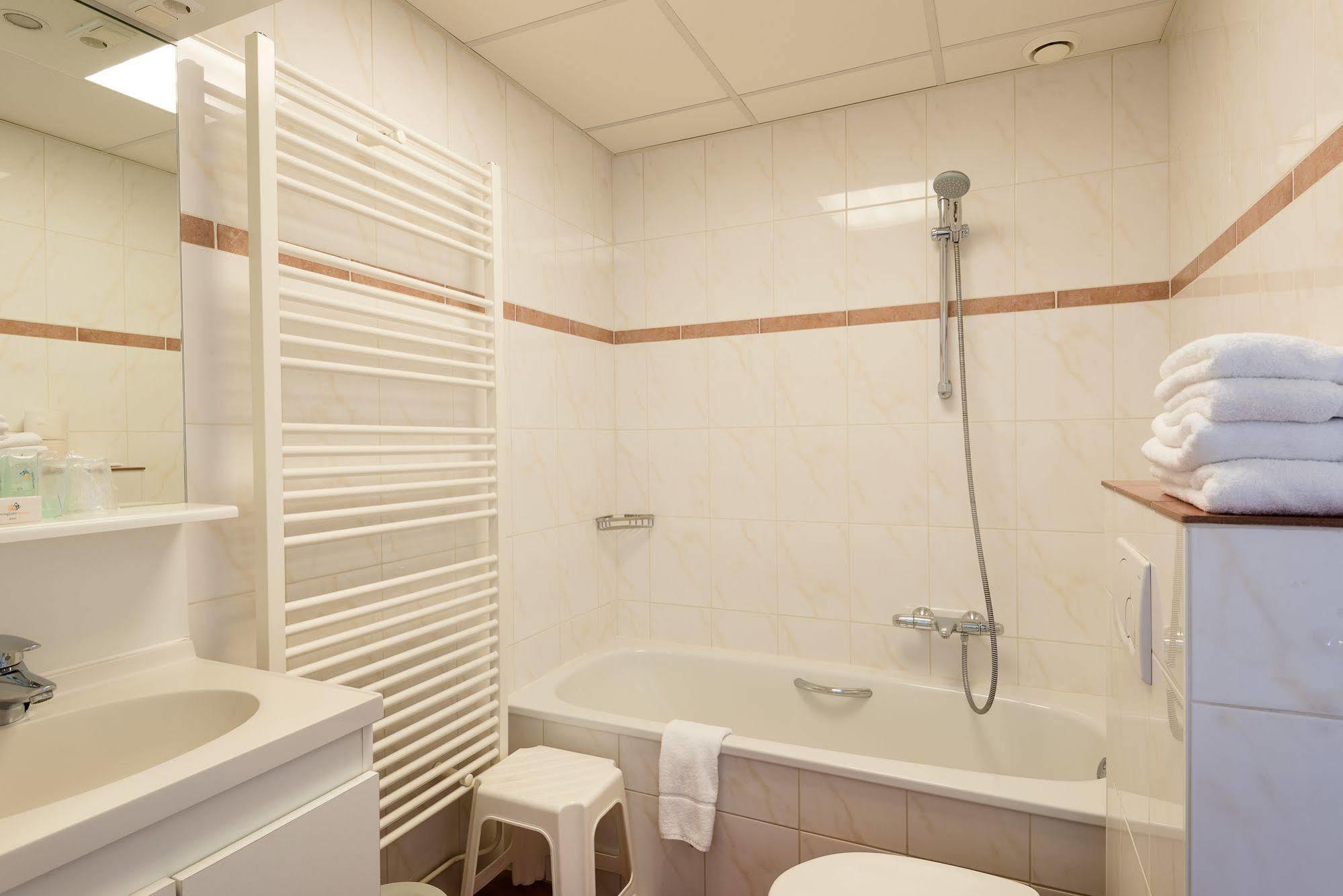 Hotel Berghoeve Epen Bagian luar foto